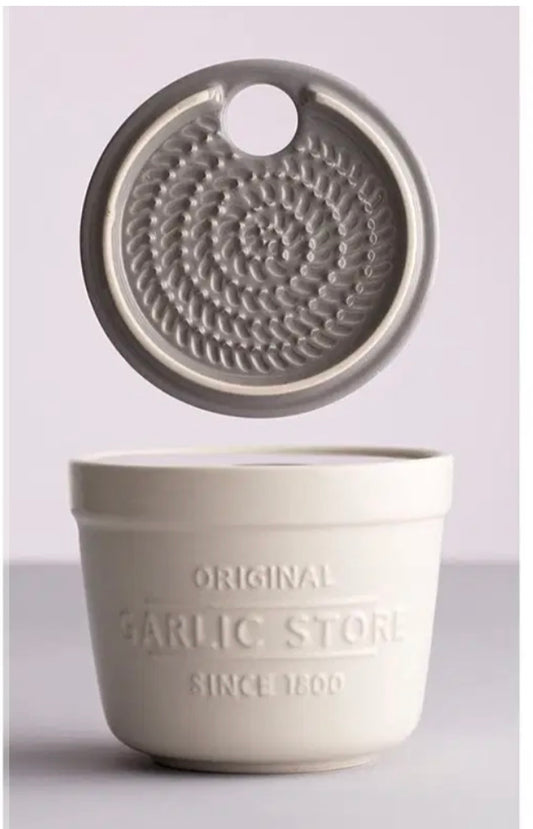 Mason Cash Garlic Store & Grater
